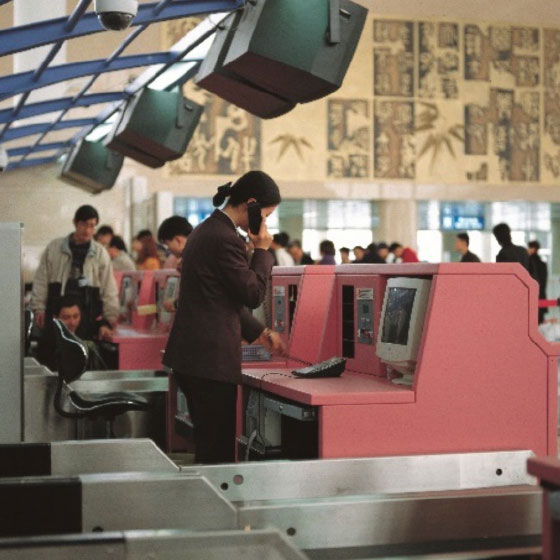 Airport Counters and Furniture - image 4