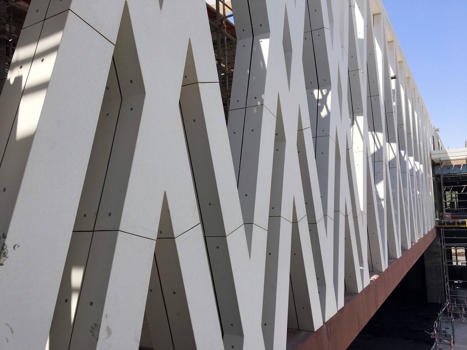 Al Wafra Mall, Kuwait - image 8