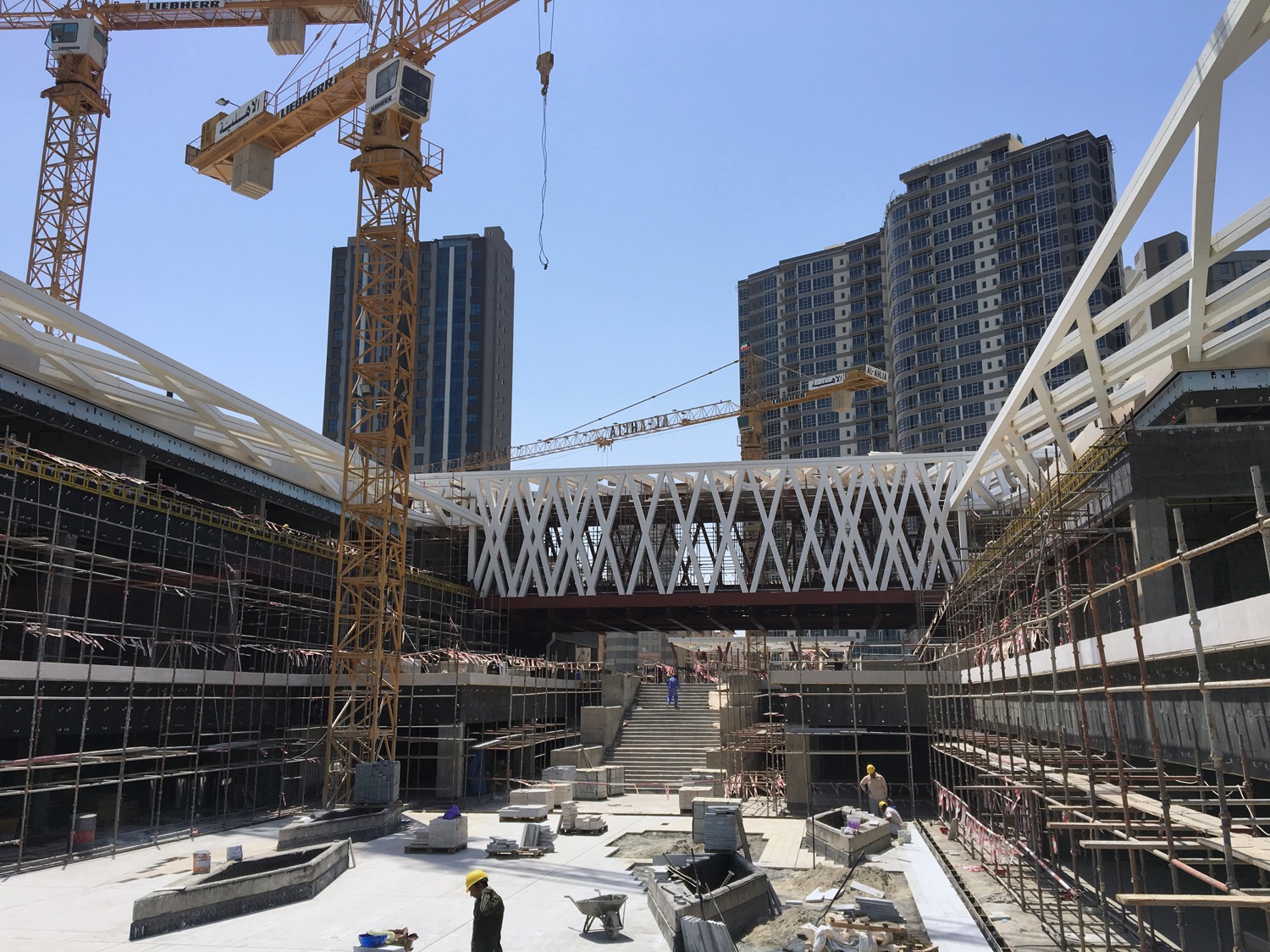 Al Wafra Mall, Kuwait - image 12