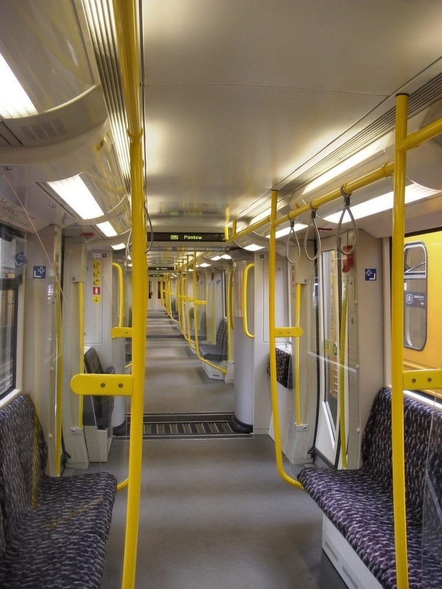 Berlin U-Bahn, Germany - image 2