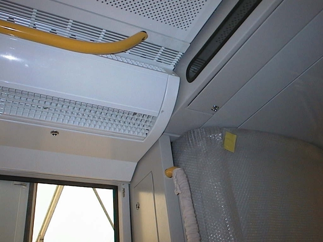 Berlin U-Bahn, Germany - image 5