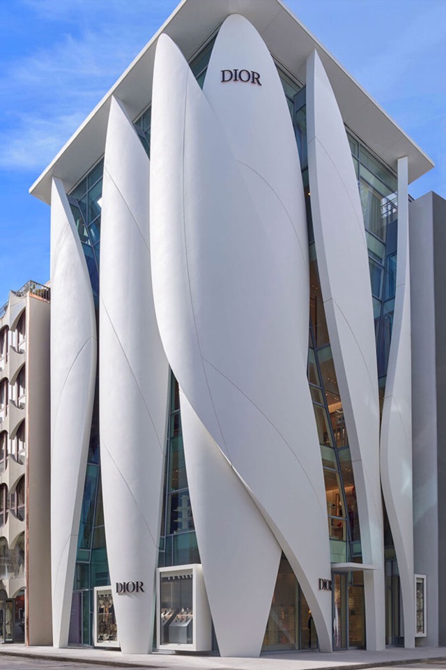 House of Dior Flagship Store, Geneva - image 3