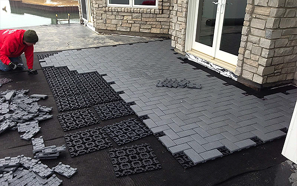 Composite paving