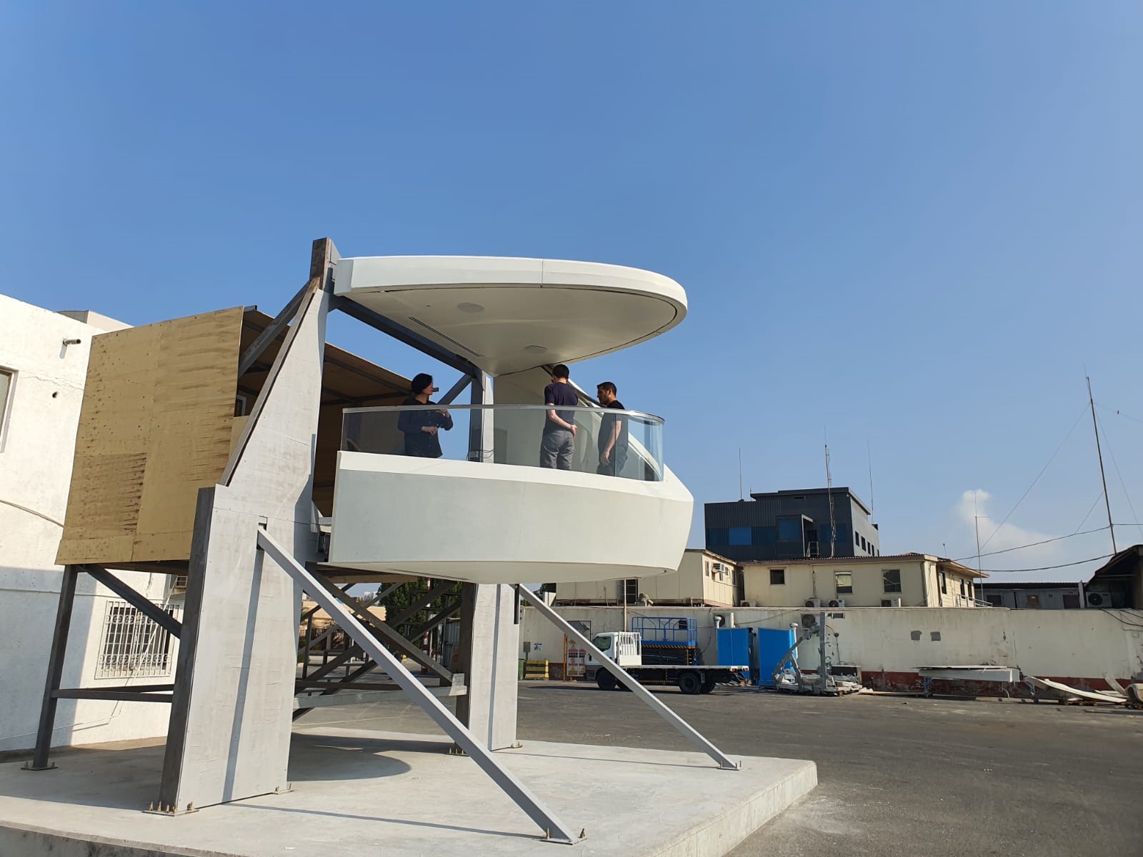 Oakridge Balcony Pods, Canada - image 7