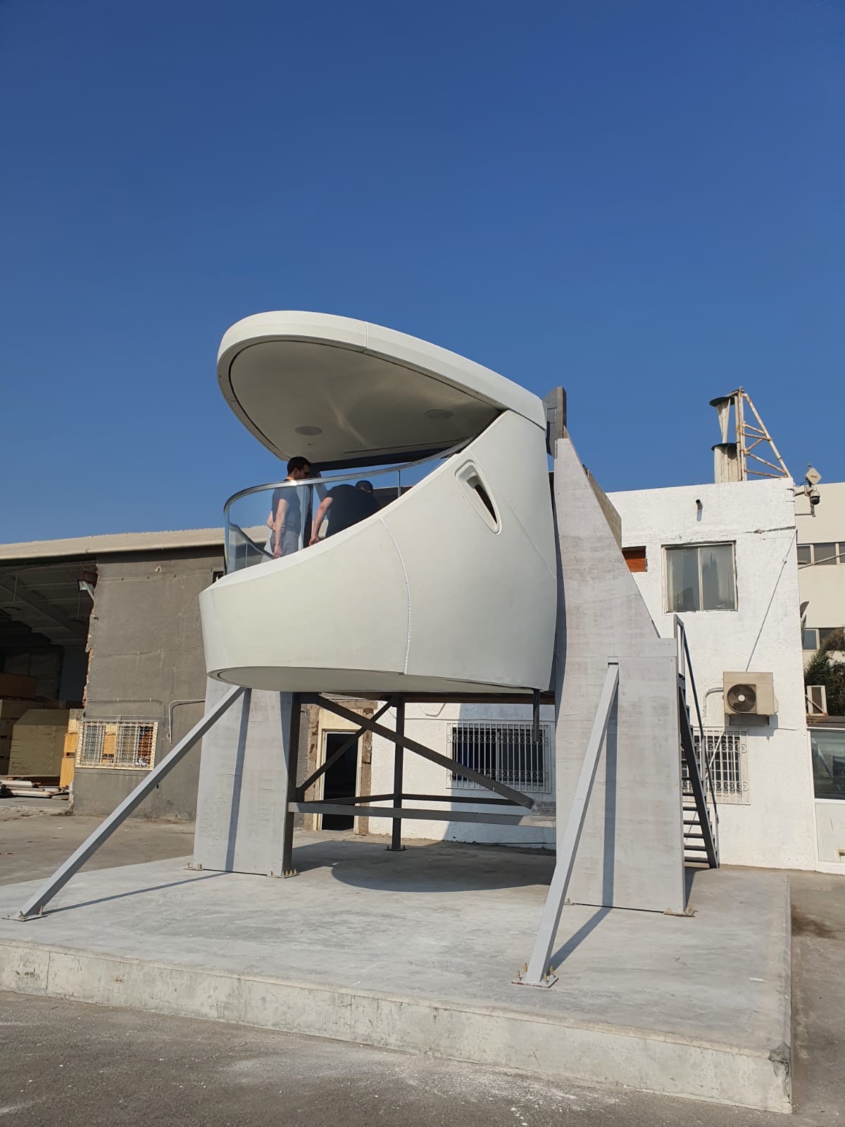 Oakridge Balcony Pods, Canada - image 9