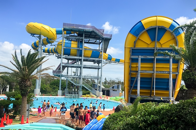 Water Theme Parks, Canada